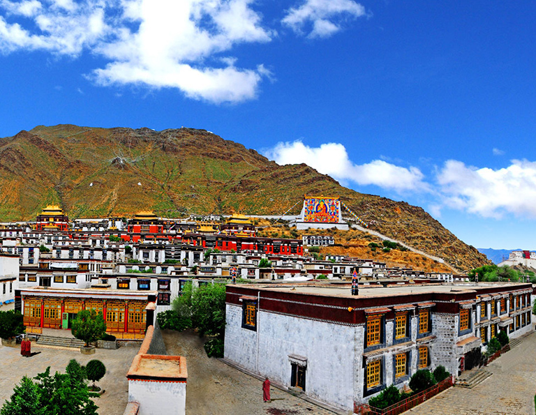 Tashilumpo Monastery