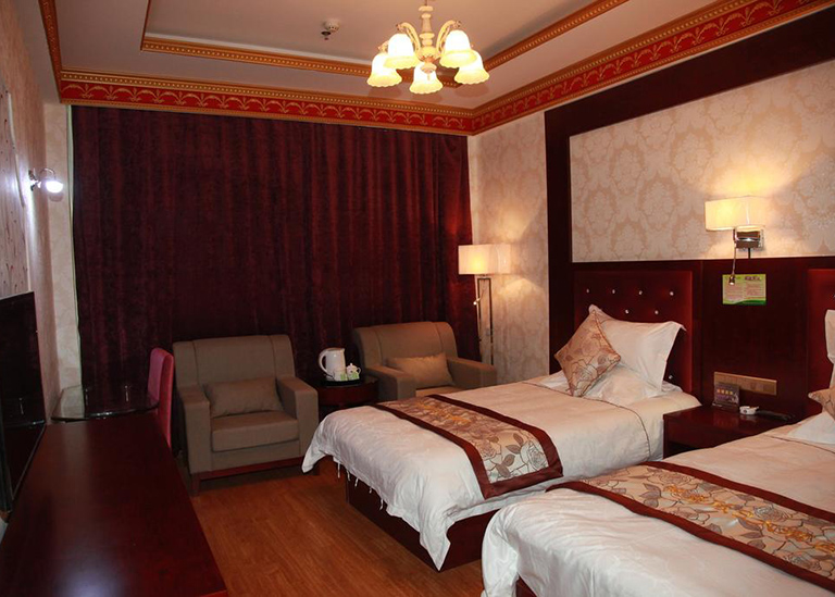 Tibet Yulong Holiday Hotel Deluxe Twin Room
