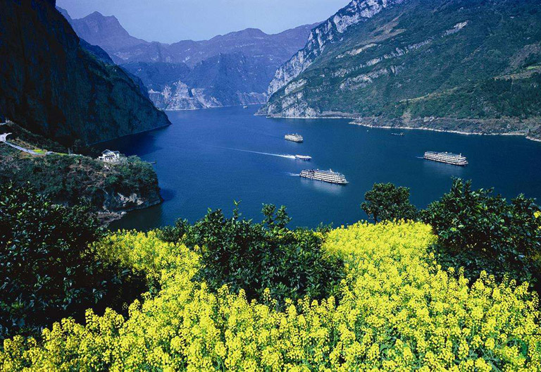 Relaxing Yangtze River Cruise