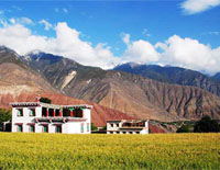 Tibetan-Style Houses in Markham County