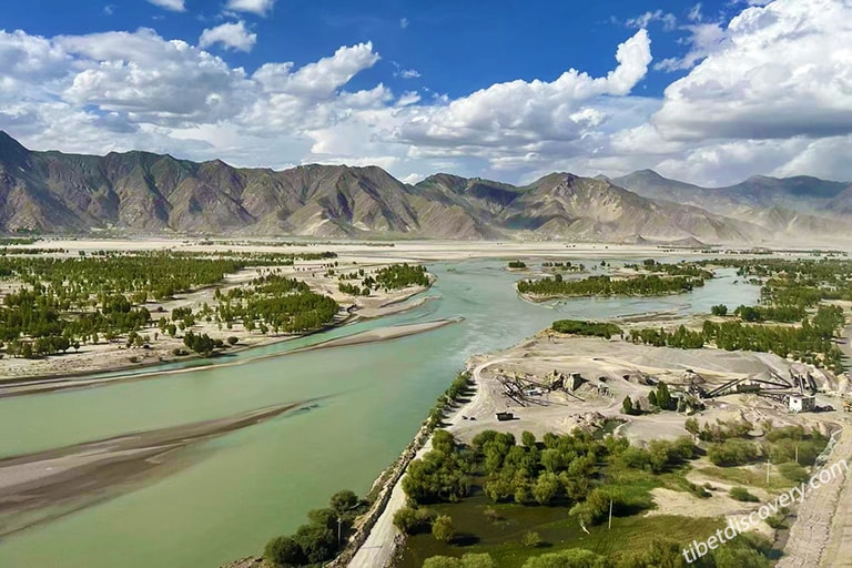 Afforestation Efforts in Lhasa