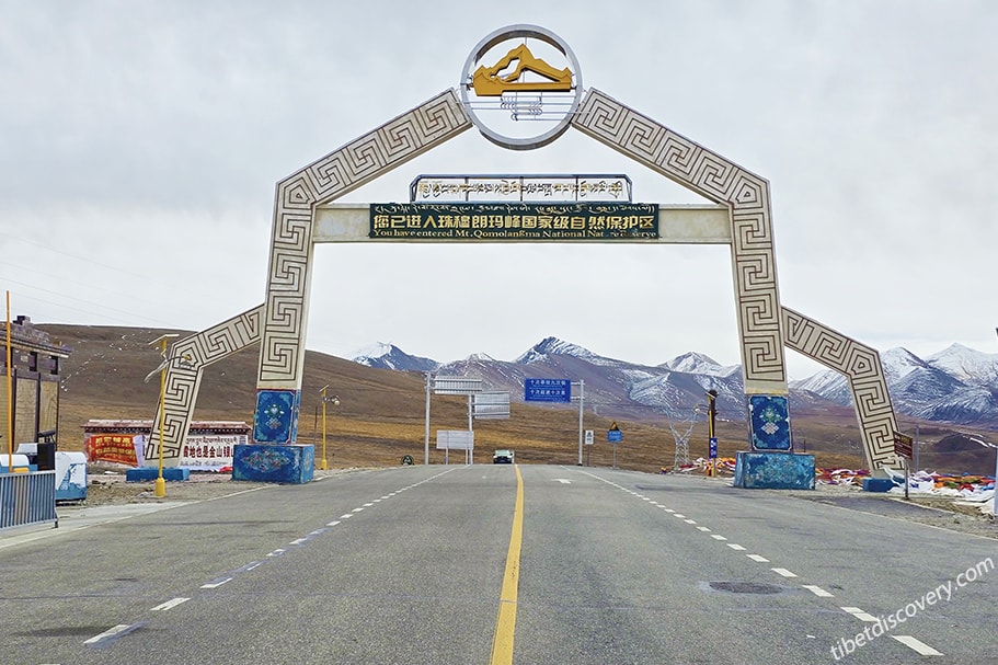 Road Leading to Mount Everest