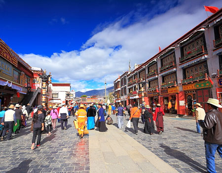 can you visit lhasa tibet