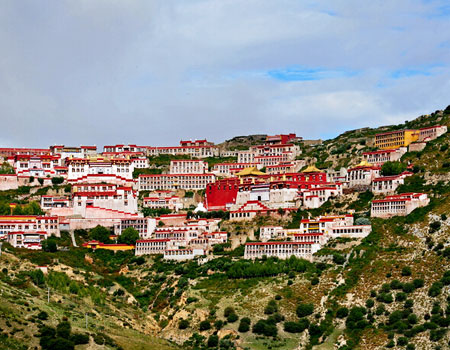 can you visit lhasa tibet