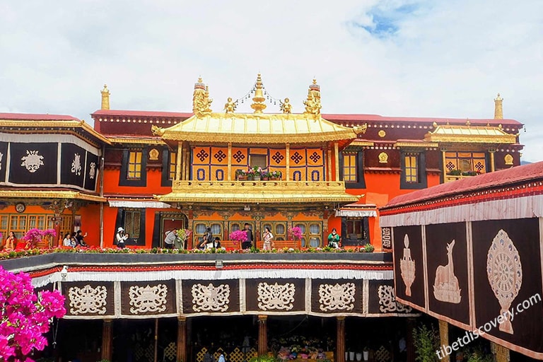 Golden Roof of Jokhang Temple Shot by Our Guest