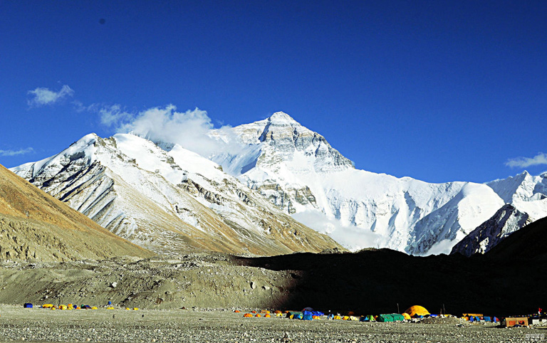 Everest Tours