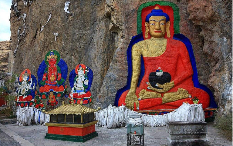 Nyethang Buddha