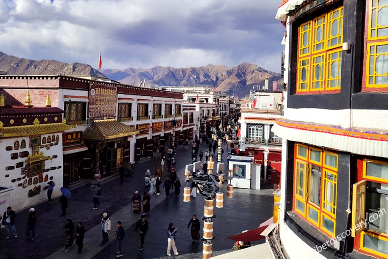 Lhasa Convenience