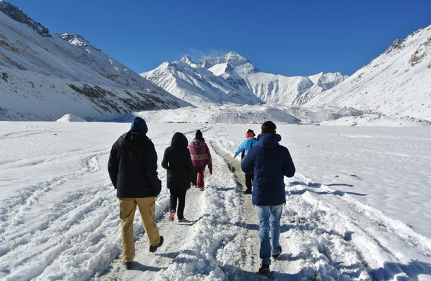 Travel to Tibet from China