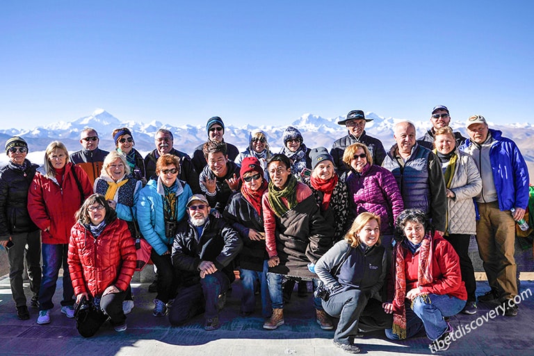 Boguisia's group had a good view of snow-capped peaks in Gawula Pass