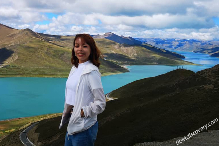 Chona's Great Experience in Yamdrok Lake with Tibet Discovery
