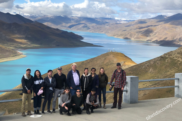 Our customers from Yale University visited Yamdrok Lake