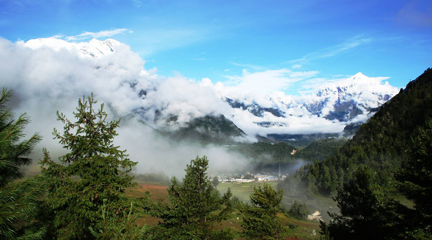 Gyirong Town at A Lower Altitude is Praised As the Backyard Garden of Mt.Everest