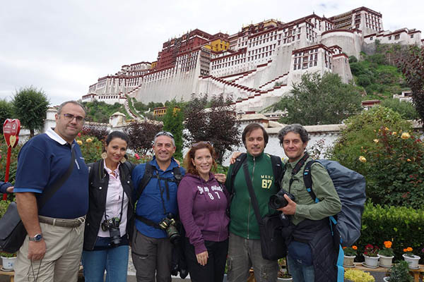 Leo Customized China Tibet Nepal Tour for Roman Tourists