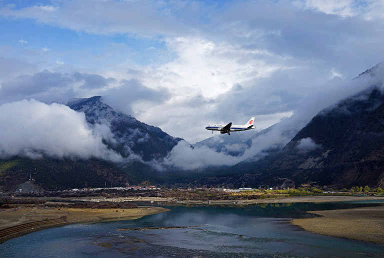 Chengdu Lhasa Flights