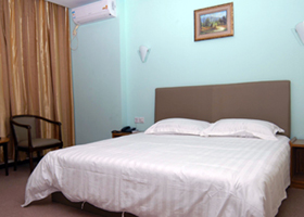 New Mandala Hotel single room