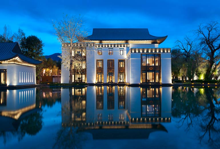 Beautifu night view of St Regis Lhasa Resort