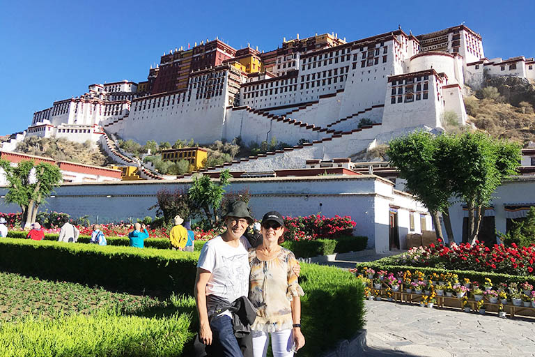 Our Belgian Tourists Visited Potala Palace in Lhasa, Tibet Chinese Visa