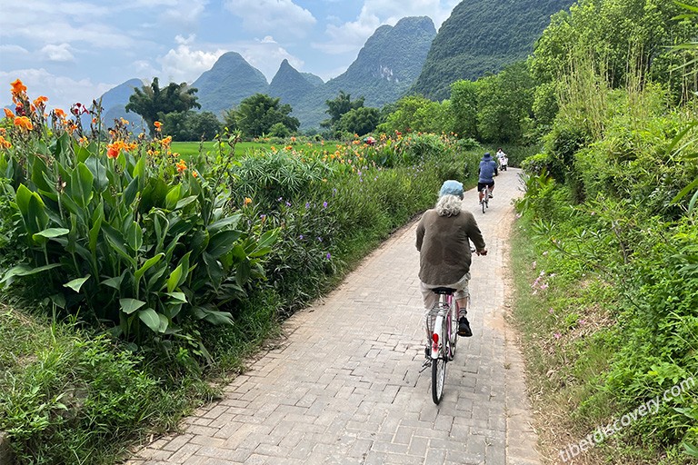 Our guests Josh's family from USA biked on Yangshuo Town in July, 2023