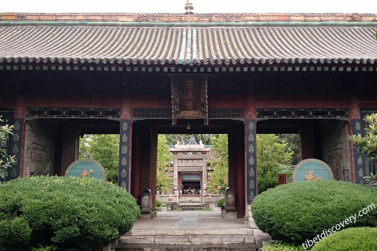 Enjoy amazing nightscape at Grand Tang Dynasty Ever Bright City 