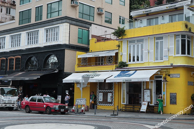 Have a good time in Stanley Market