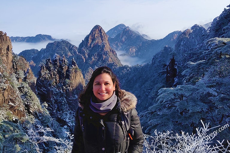 Our Guest Anjali from USA visited Mount Huangshan in Winter Time