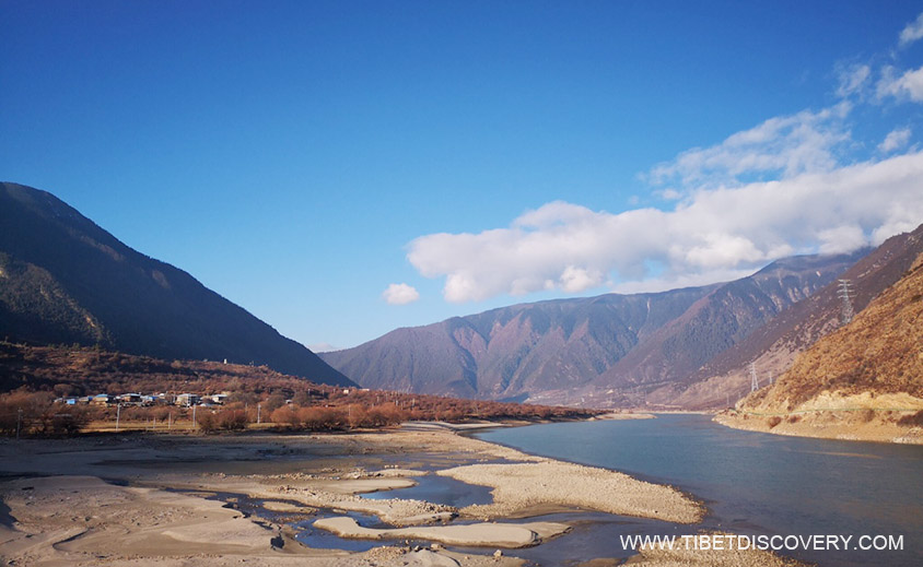 Scenery on the Road Trip Tibet Trip Story