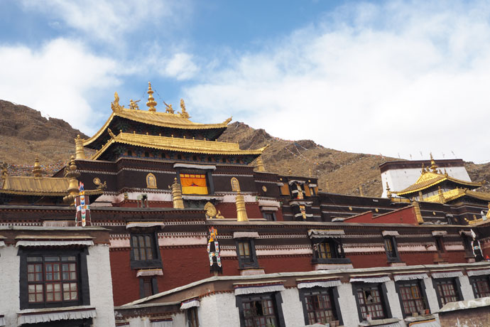 Magnificent Tashilhunpo Monastery, shot by Jean